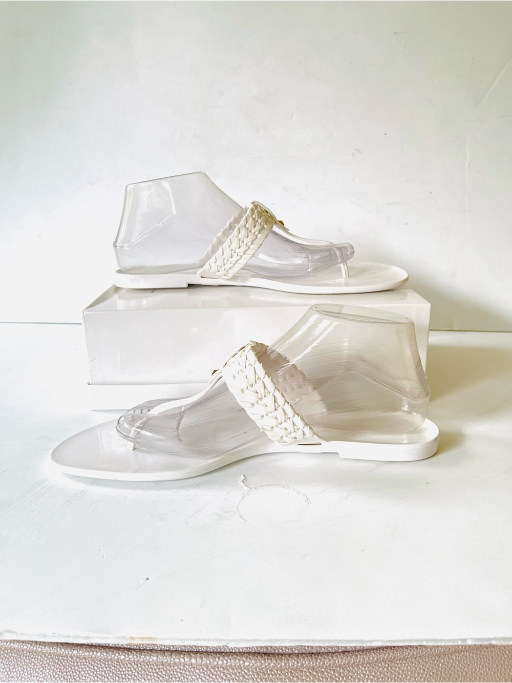 Jack Rogers  braided white  jelly thongs 10 - Picture 11 of 13